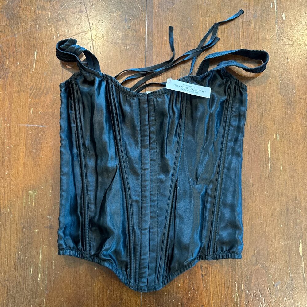 Victoria’s Secret Classic Silk Corset Set Black XS NWT Lace Bustier Lingerie